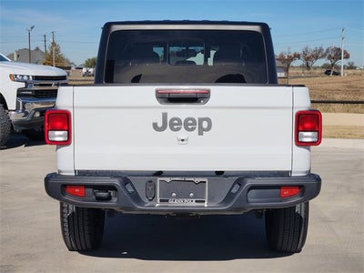 2023 Jeep Gladiator Overland