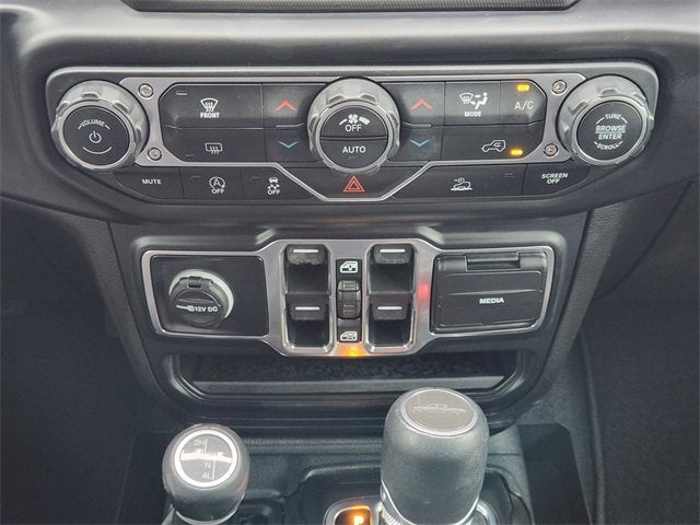 2022 Jeep Gladiator Overland