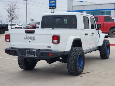 2022 Jeep Gladiator Overland