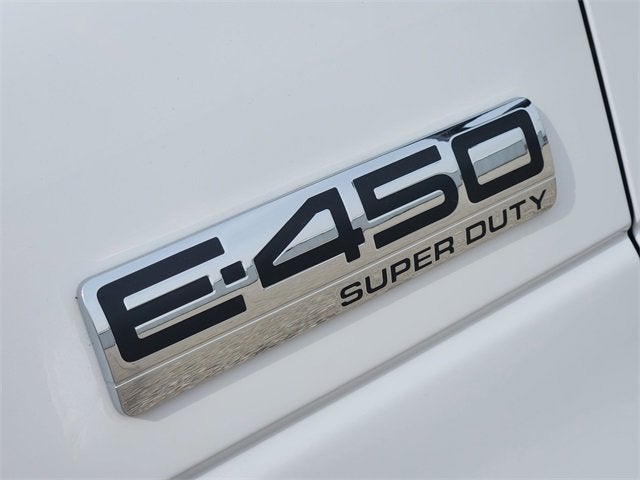 2018 Ford E-Series Cutaway E-450 DRW WB