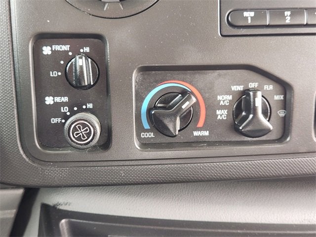 2018 Ford E-Series Cutaway E-450 DRW WB