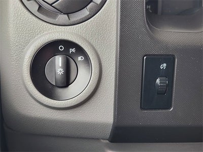 2018 Ford E-Series Cutaway E-450 DRW WB