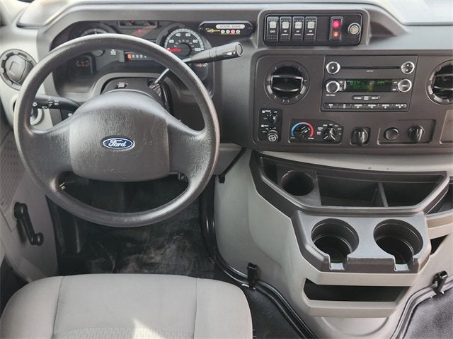 2018 Ford E-Series Cutaway E-450 DRW WB