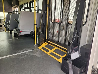 2018 Ford E-Series Cutaway E-450 DRW WB