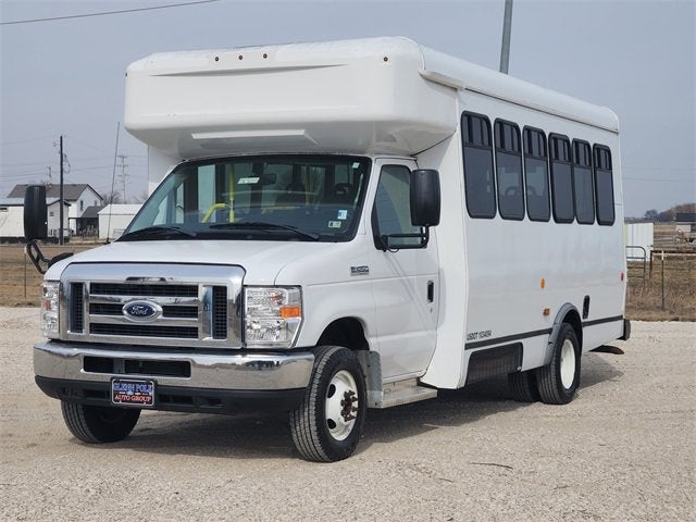 2018 Ford E-Series Cutaway E-450 DRW WB