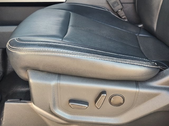 2022 Ford Super Duty F-350 SRW Lariat