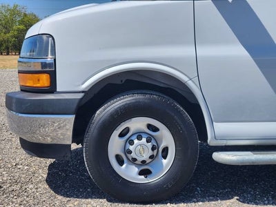 2024 Chevrolet Express Cargo 2500 WT