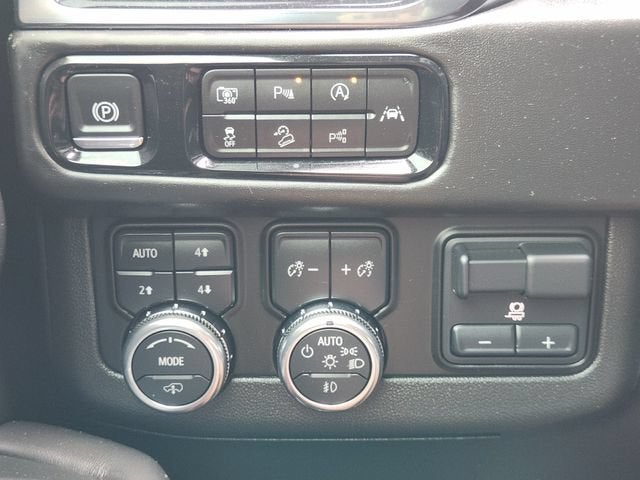 2025 GMC Yukon AT4 Ultimate