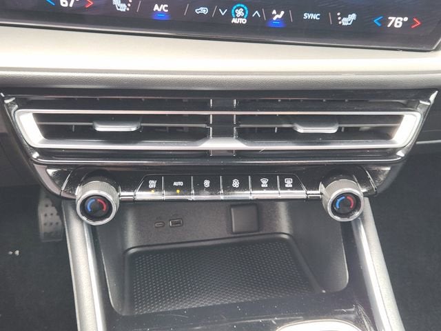 2024 Chevrolet Traverse LS
