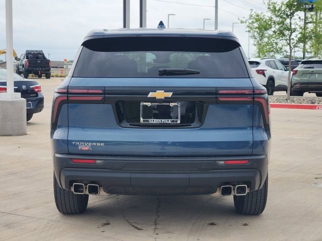 2024 Chevrolet Traverse LS