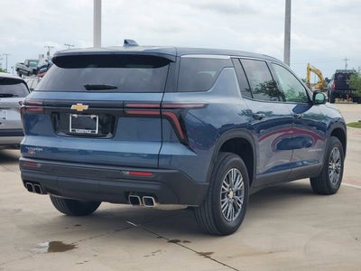 2024 Chevrolet Traverse LS