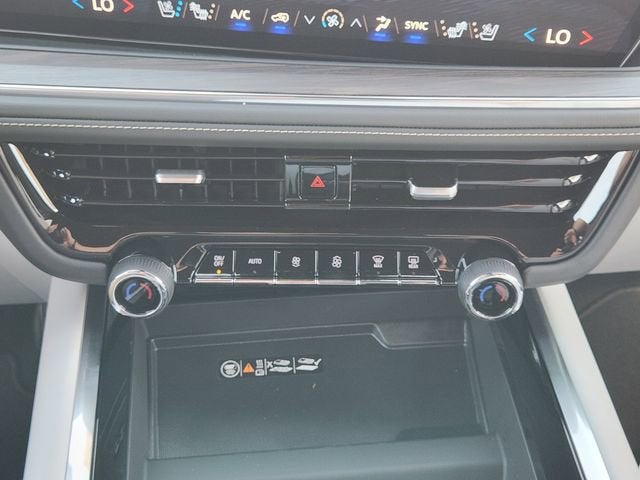 2026 Chevrolet Suburban Premier - Photo 41