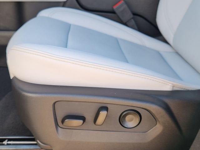 2026 Chevrolet Suburban Premier - Photo 50