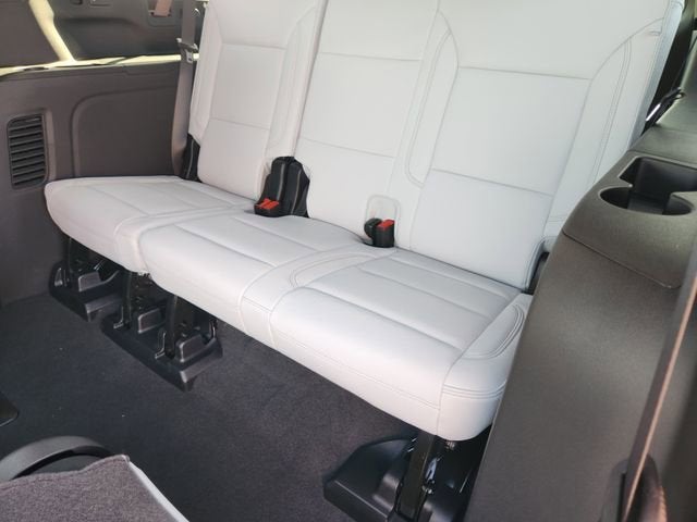 2026 Chevrolet Suburban Premier - Photo 61