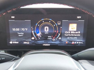 2025 Chevrolet Suburban RST