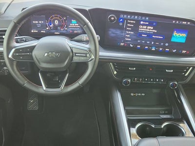 2025 Chevrolet Suburban RST