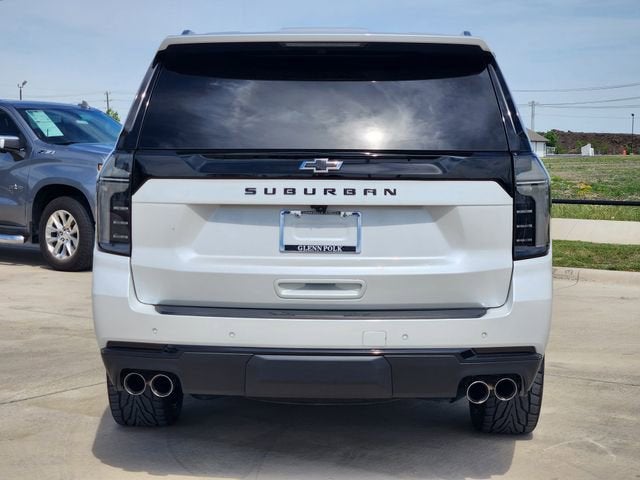 2025 Chevrolet Suburban RST