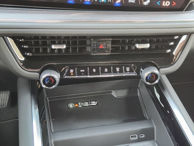 2026 Chevrolet Tahoe Z71 - Photo 14