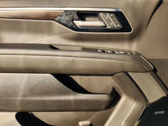 2026 Chevrolet Tahoe Z71 - Photo 16