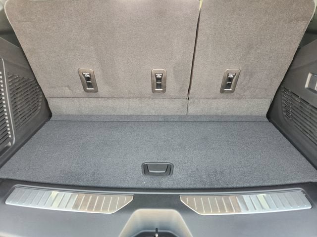 2026 Chevrolet Tahoe Z71 - Photo 23