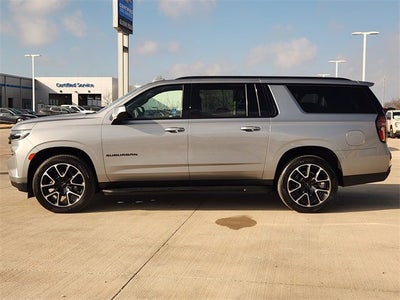 2024 Chevrolet Suburban RST