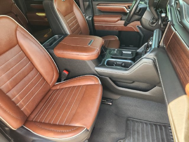 2025 GMC Sierra 3500 HD Denali Ultimate DRW