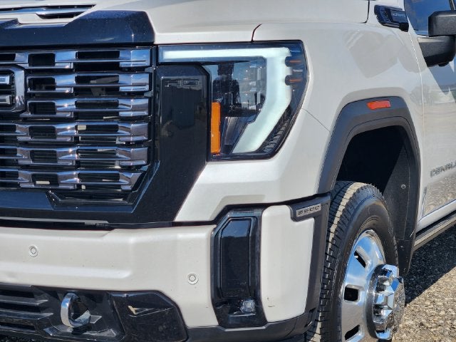 2025 GMC Sierra 3500 HD Denali Ultimate DRW