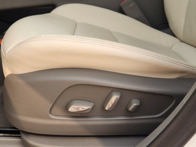 2020 Cadillac XT6 FWD Premium Luxury