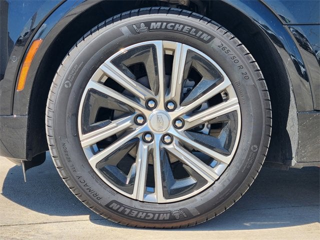 2025 Cadillac LYRIQ Luxury 2