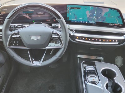 2025 Cadillac LYRIQ Luxury 2