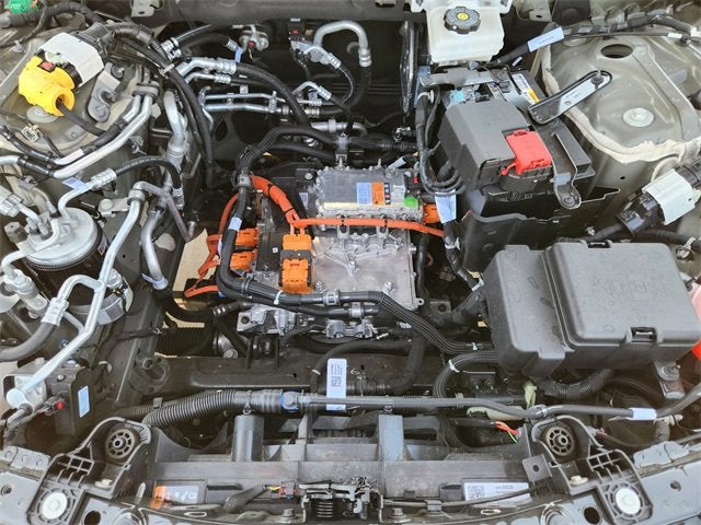 2025 Cadillac LYRIQ Luxury 2