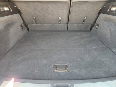 2025 Cadillac LYRIQ Luxury 2