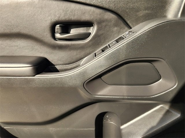 2025 Nissan Frontier S