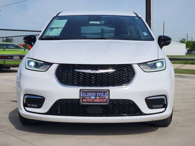 2024 Chrysler Pacifica Hybrid Select