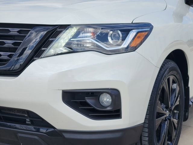 2018 Nissan Pathfinder SL