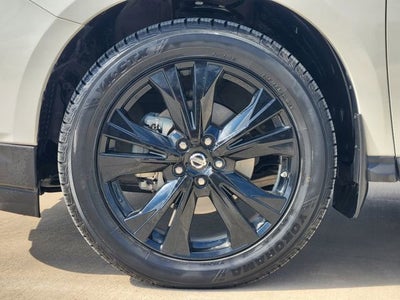 2018 Nissan Pathfinder SL