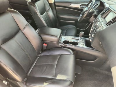 2018 Nissan Pathfinder SL