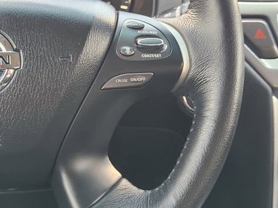 2018 Nissan Pathfinder SL