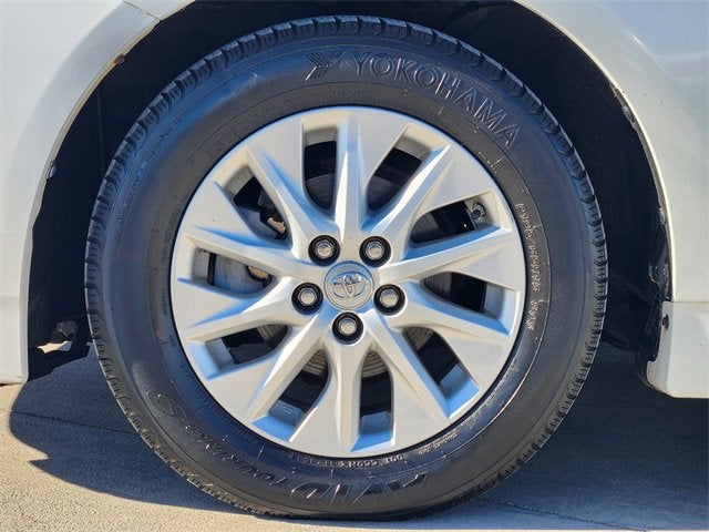 2012 Toyota Prius Plug-In 5DR HB