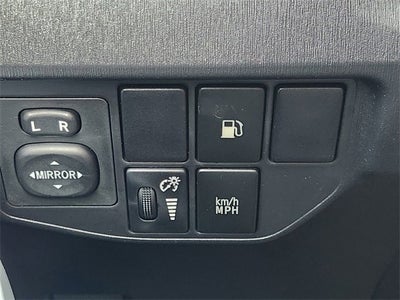 2012 Toyota Prius Plug-In 5DR HB