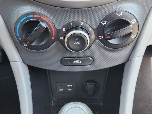 2017 Hyundai Accent SE