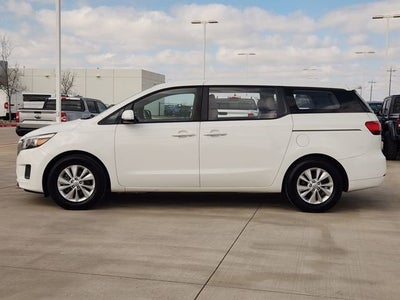 2016 Kia Sedona L