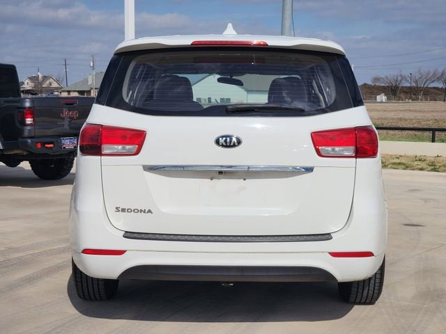 2016 Kia Sedona L