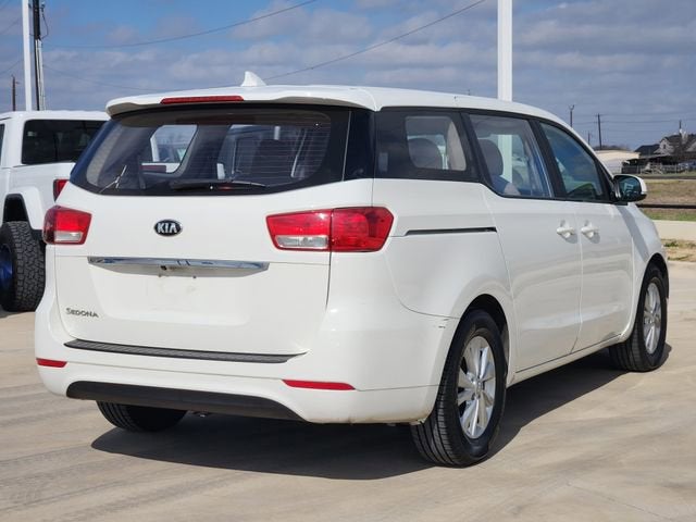 2016 Kia Sedona L