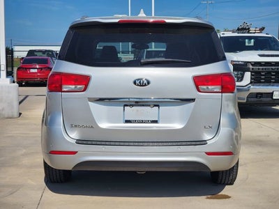 2016 Kia Sedona LX