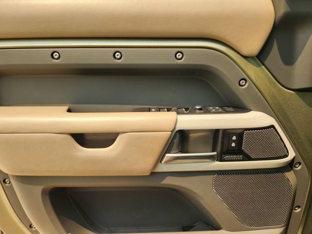 2020 Land Rover Defender HSE