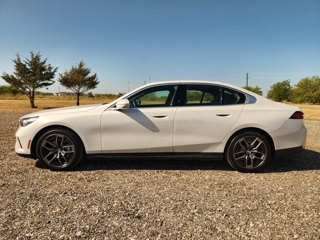2026 BMW 5 Series 530i xDrive