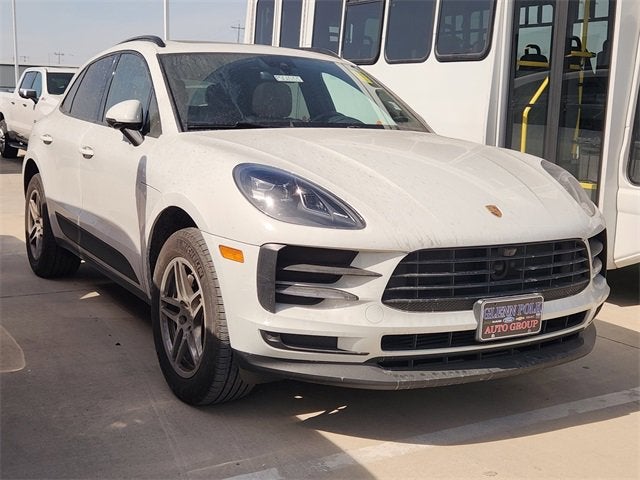 2021 Porsche Macan Base