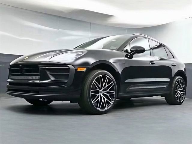 2022 Porsche Macan 4DR AWD