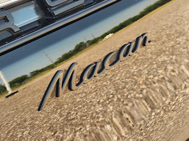 2022 Porsche Macan 4DR AWD